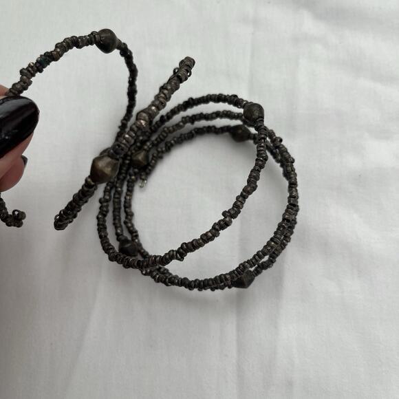 Metallic beaded coil bracelet, retro, boho, casual, one size - Picture 3 of 5